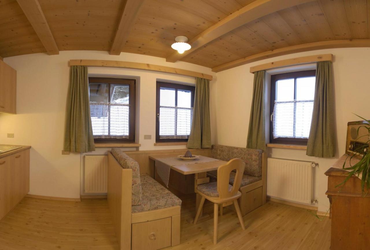 Agriturismo Apartments Tuene Ortisei Bagian luar foto