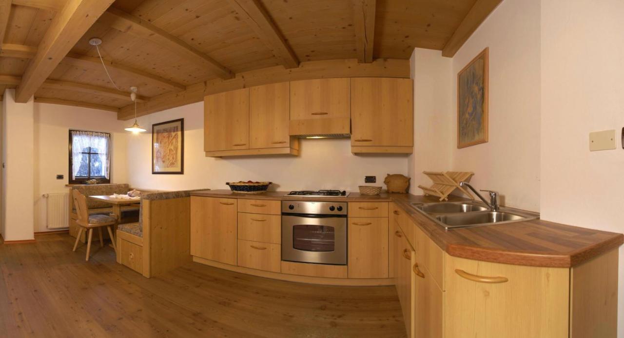 Agriturismo Apartments Tuene Ortisei Bagian luar foto