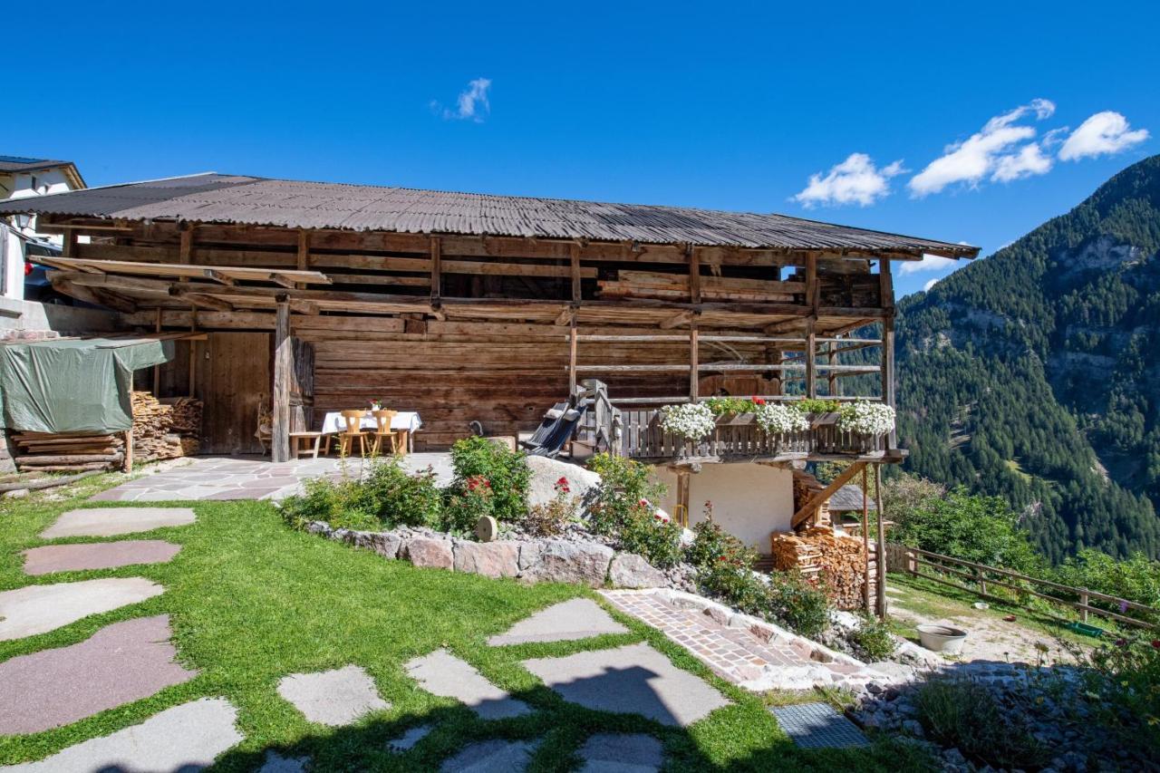Agriturismo Apartments Tuene Ortisei Bagian luar foto