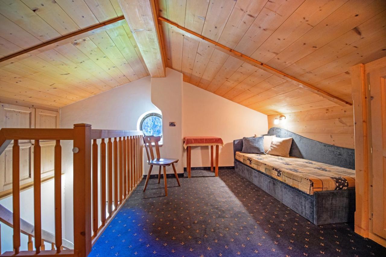 Agriturismo Apartments Tuene Ortisei Bagian luar foto