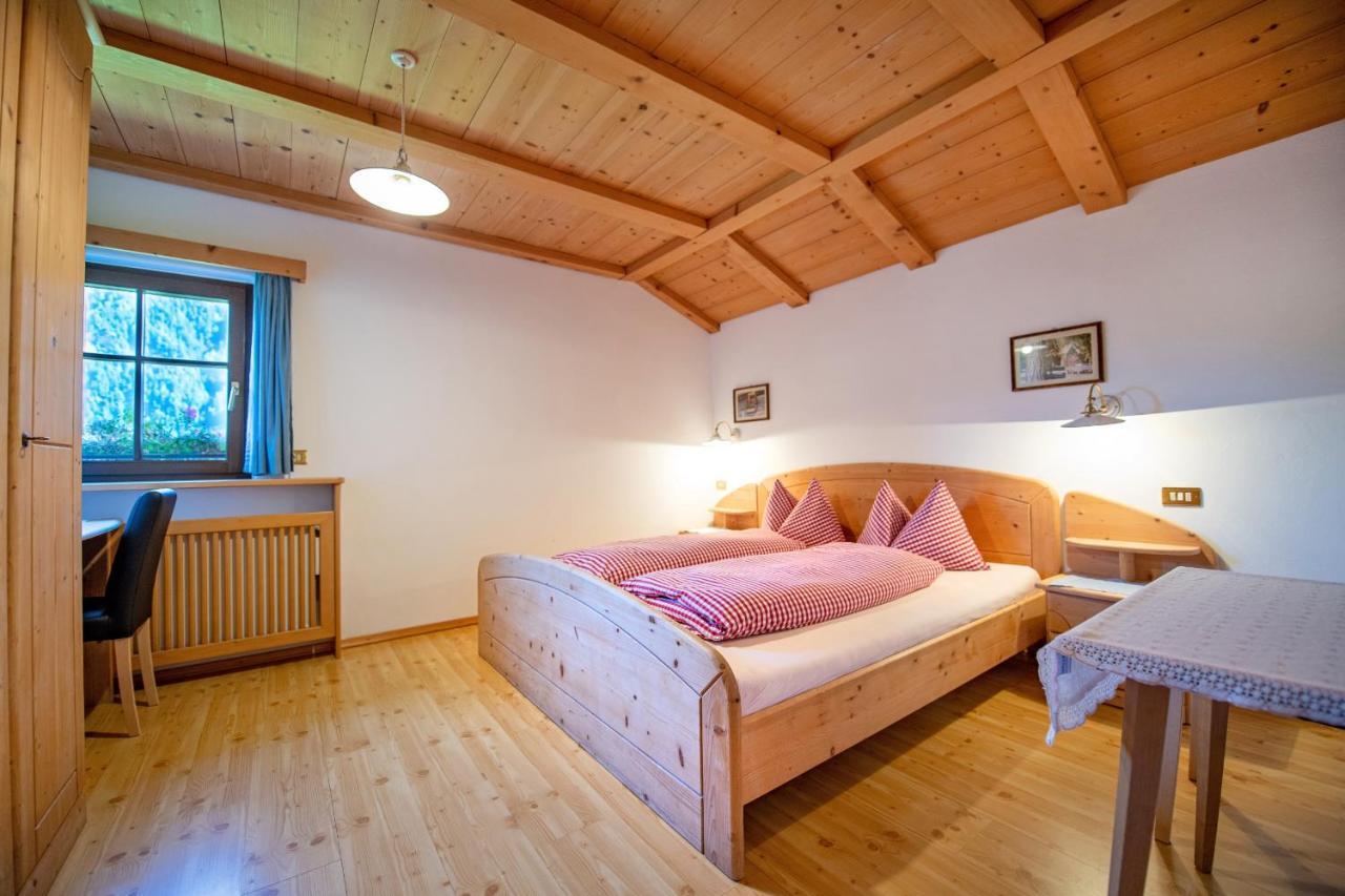 Agriturismo Apartments Tuene Ortisei Bagian luar foto